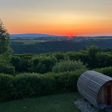 Hunsrueck Valley View Apartment With Cedar Sauna Bruschied المظهر الخارجي الصورة