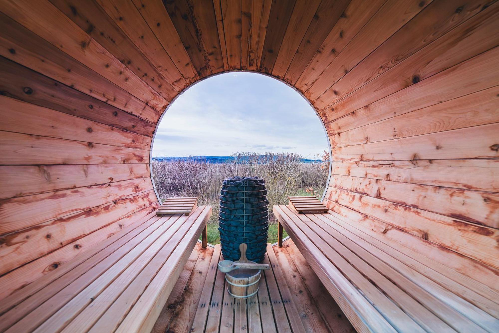 Hunsrueck Valley View Apartment With Cedar Sauna Bruschied المظهر الخارجي الصورة