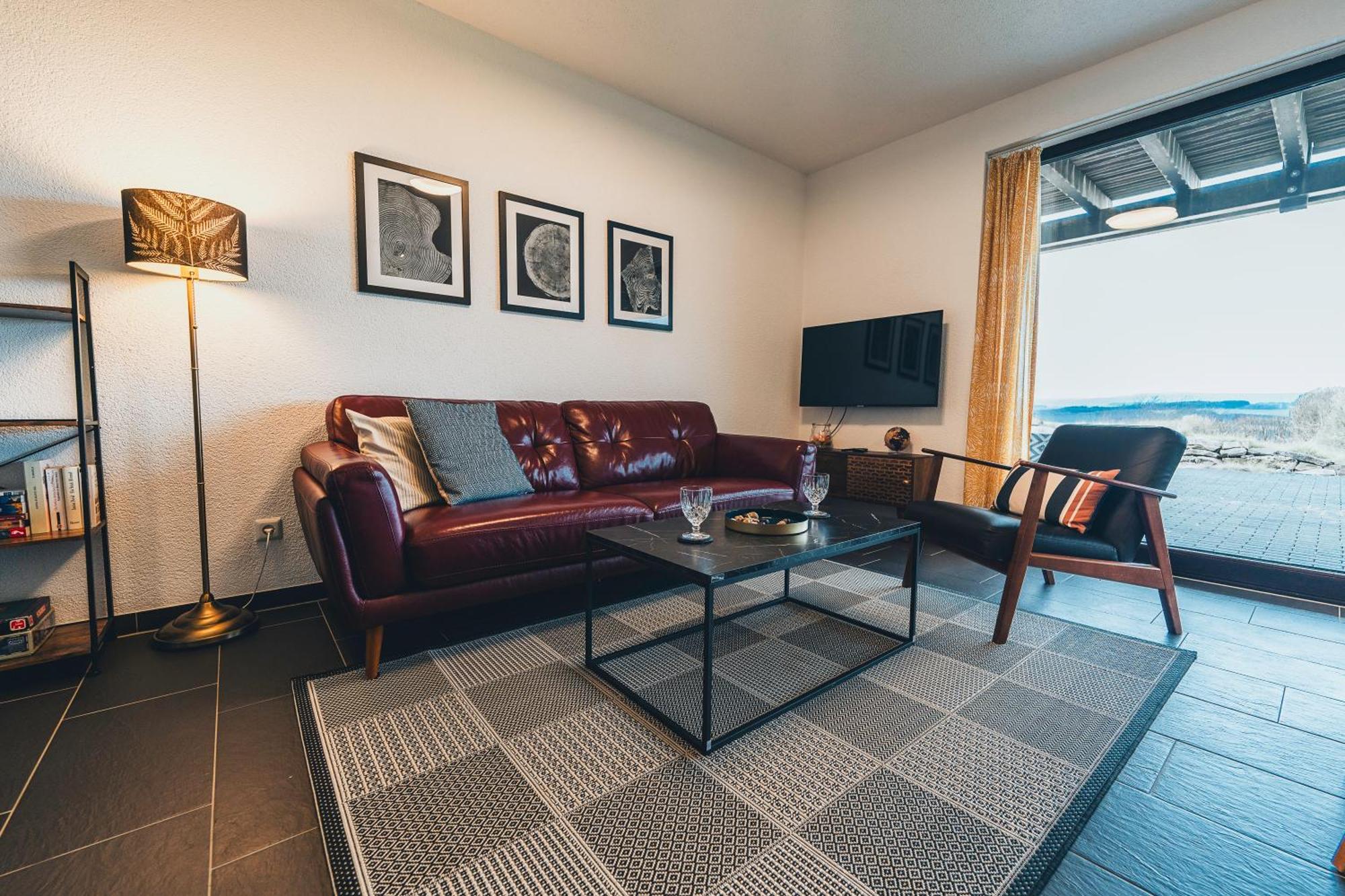 Hunsrueck Valley View Apartment With Cedar Sauna Bruschied المظهر الخارجي الصورة